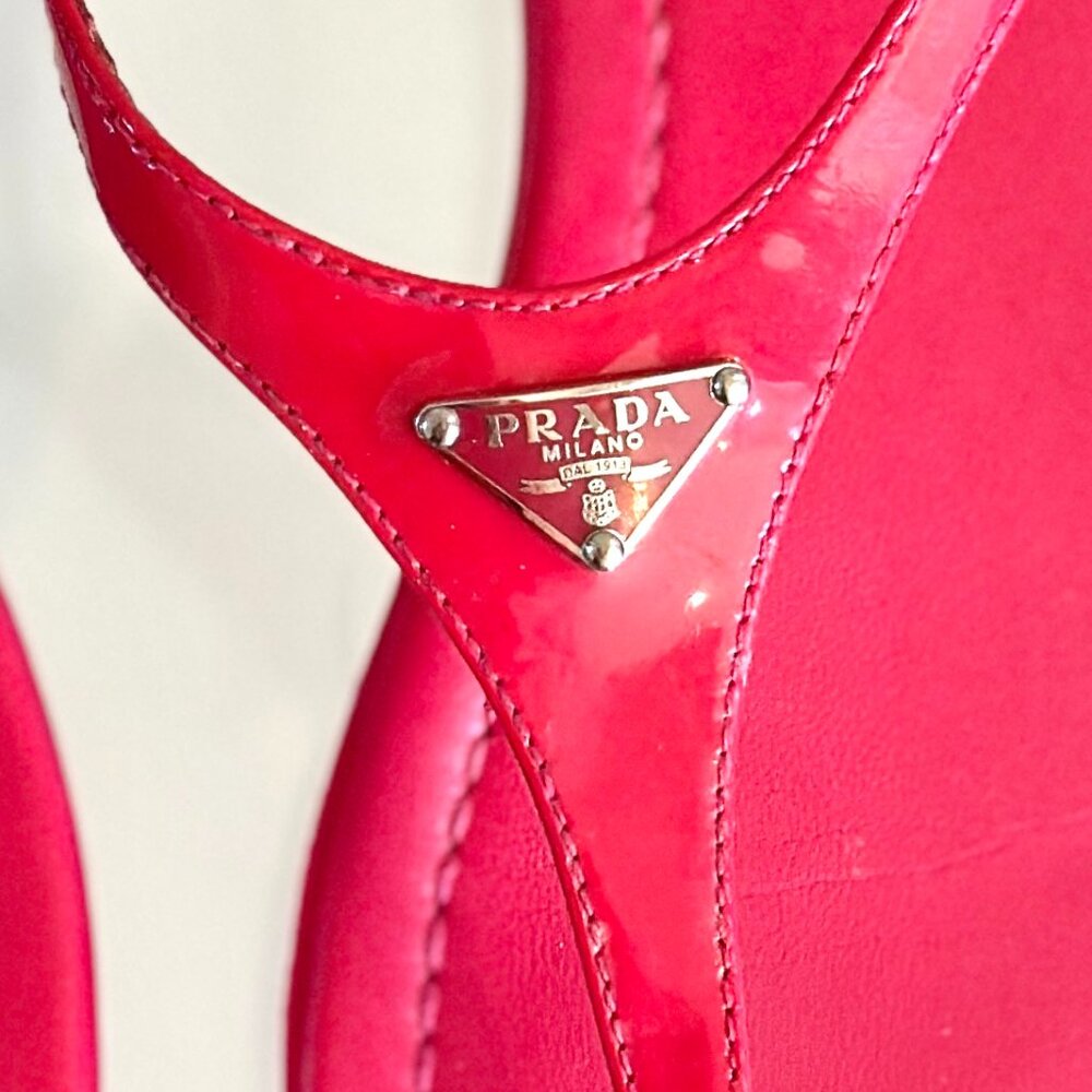 PRADA Sandal, Thong Flat, Triangle Logo T Strap Patent Leather Red.